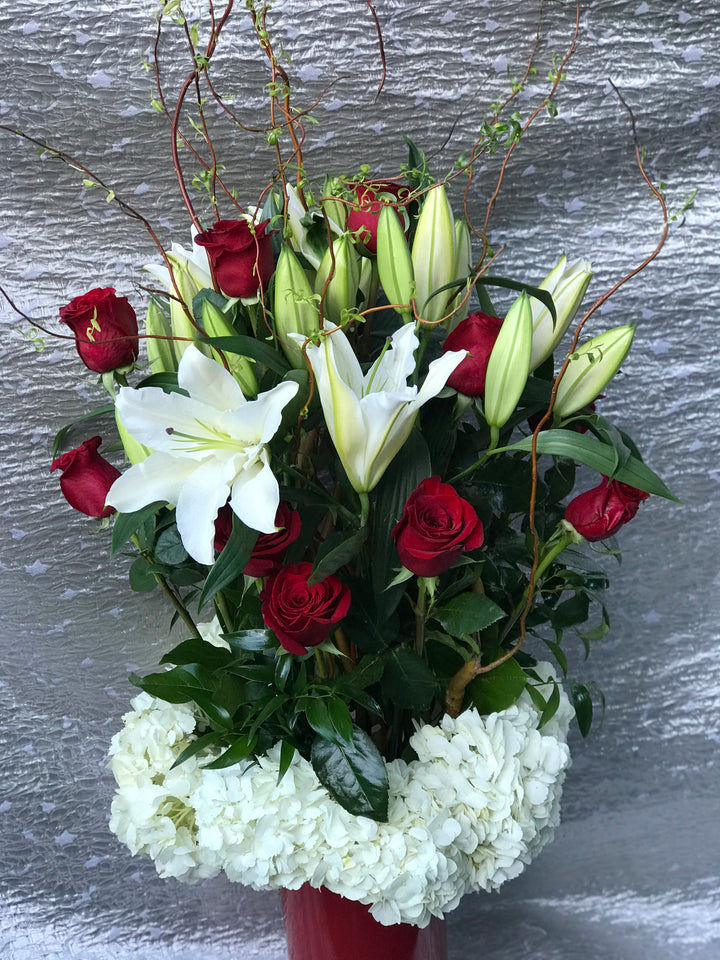 Tall Lilly & Roses