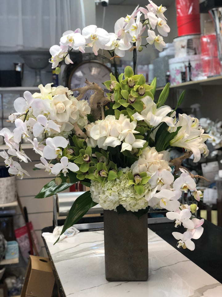 Birthday Flower Delivery - Send Happy Birthday Flowers Online – Tinas ...